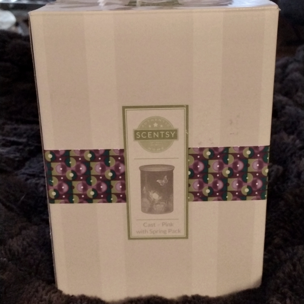 Cast Pink with Spring Pack Scentsy Warmer